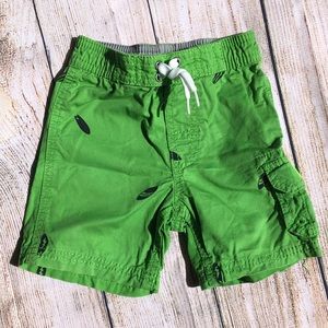 Carter’s boys surf board print shorts sz12mo